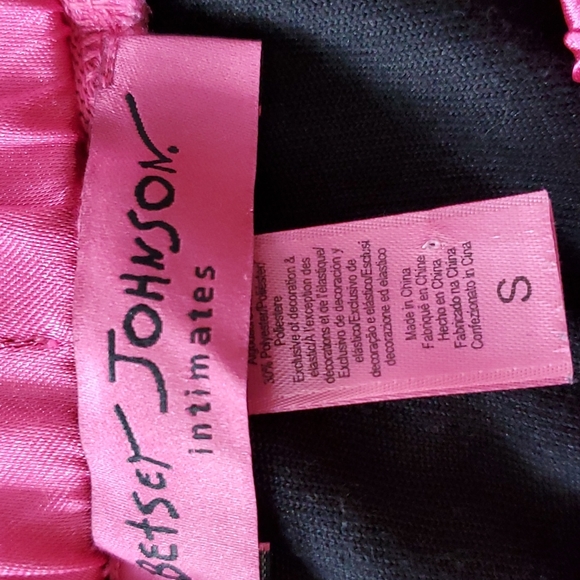 Betsey Johnson PJs Black Velvet Pajama Set - 2 pc pink bow set - Picture 10 of 12